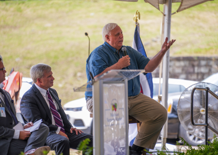 Governor Jim Justice speaks to the crowd at the BMH Madison Farmers Market press conference